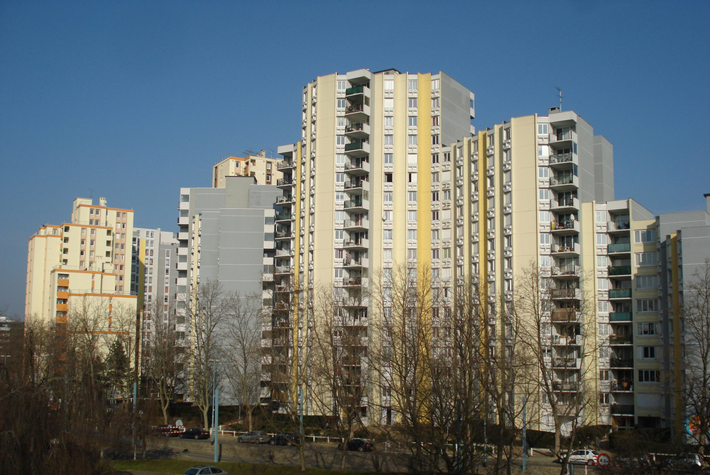 dépannage portes sectionnelles Bobigny (93000)